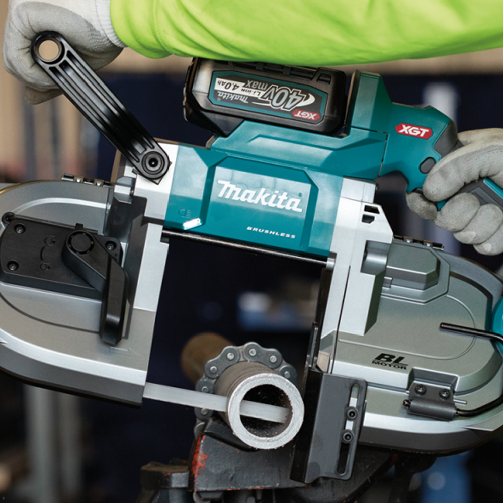 Makita PB002GZ Cordless Li-Ion Portable Band Saw 40V LXT 5 Makita PB002GZ Cordless Li-Ion Portable Band Saw 40V LXT 5